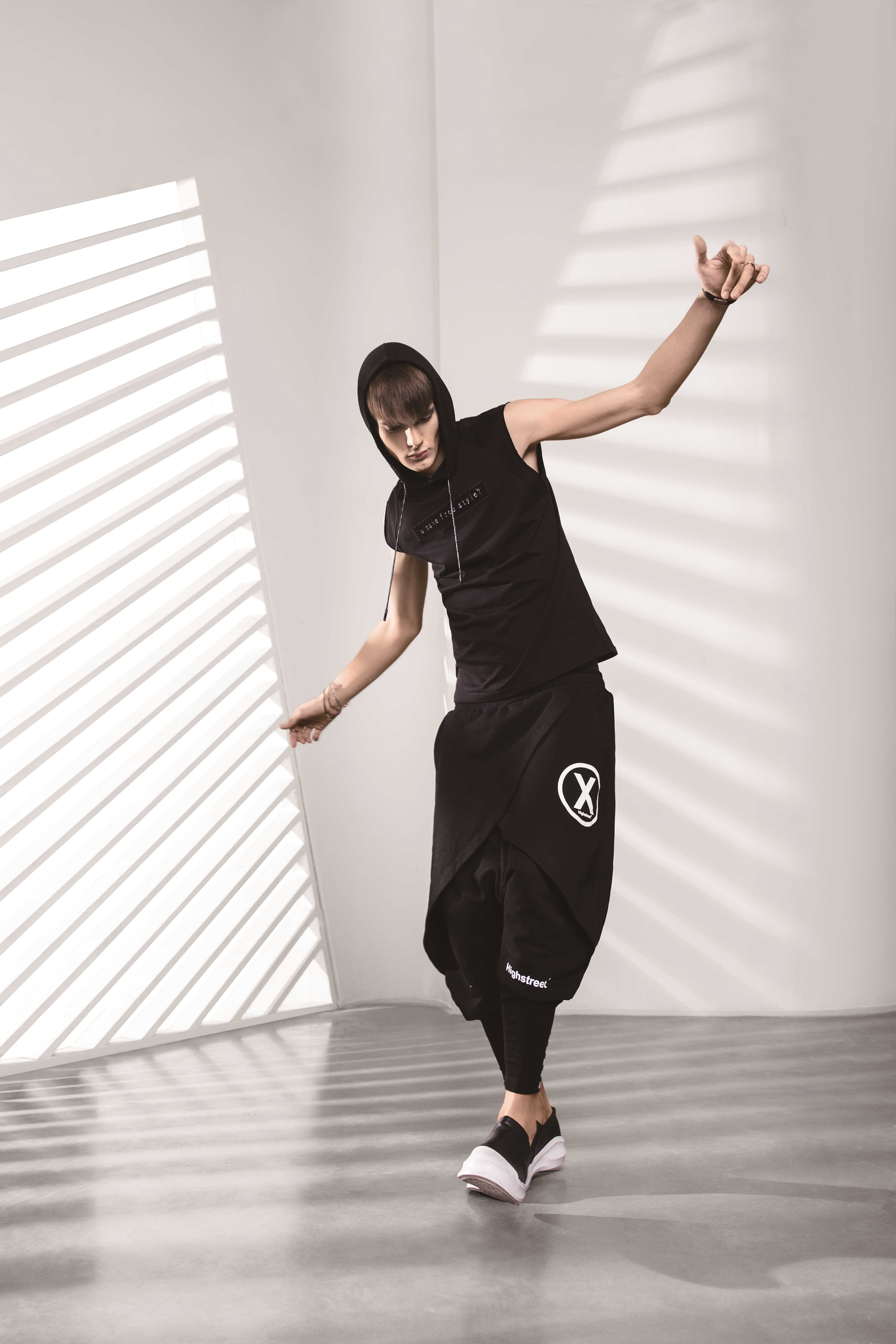 无袖T恤 sleeveless t-shirt